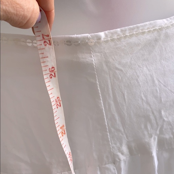 ✨ BASIL & MAUDE hand made white skirt beads - Picture 4 of 8